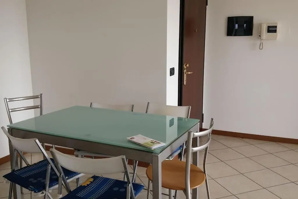 Villa4Holydays - M1 Subway Milano